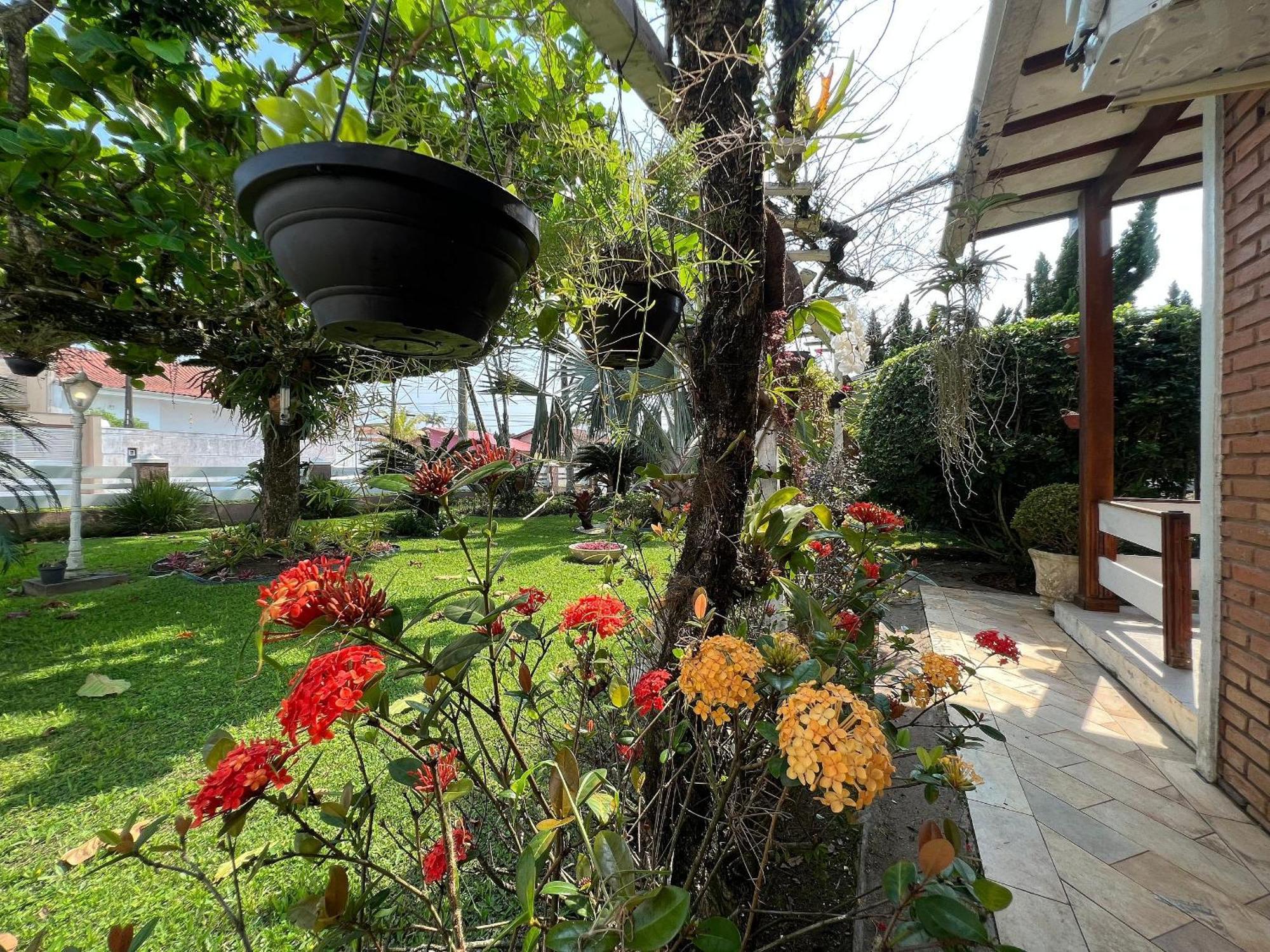 Peruíbe Casa Agradavel Com Piscina, A Poucos Passos Da Praia מראה חיצוני תמונה